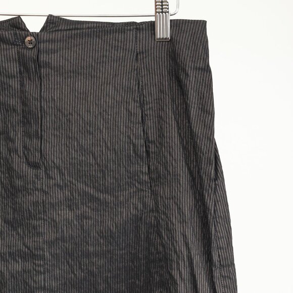 Annette Gortz Split Black Pinstripe Bubble-Hem Skirt-Pants - Picture 6 of 10